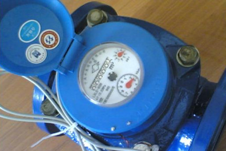 一種密封性好、不易滲水的光電直讀遠傳水表