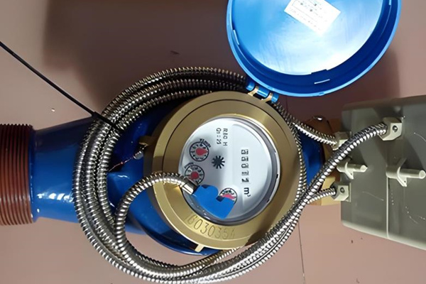 有線遠(yuǎn)傳水表漏水是什么原因？如何解決？